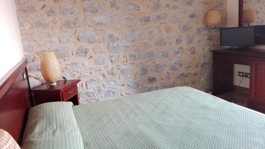 Agriturismo Valle Dell'Etna Roccella Valdemone Екстер'єр фото